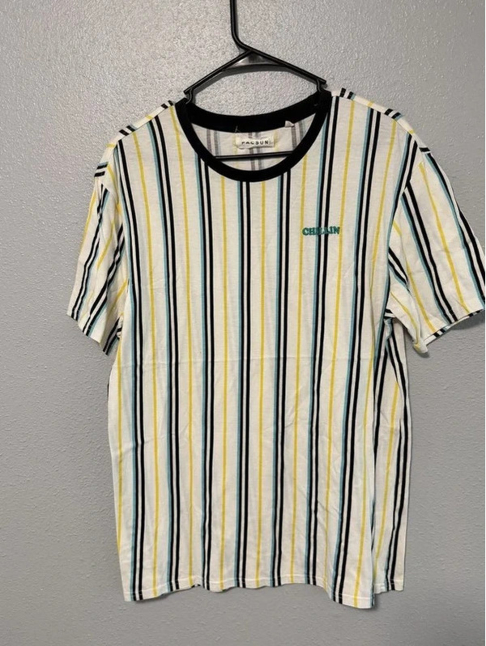 #6055 PacSun Chillin Striped T Shirt Size Medium
